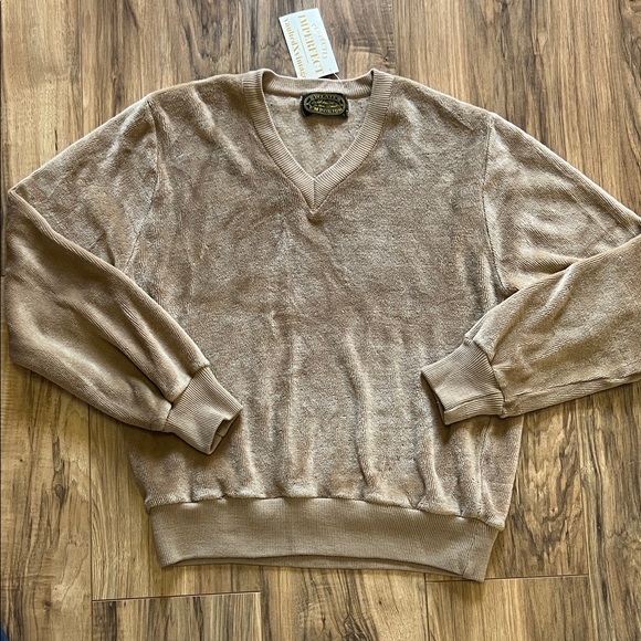 Emporium Other - Sweater Emporium Velvet Men’s Sweater Vintage Sz M
